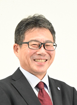 ILグループ代表 岩田 真人